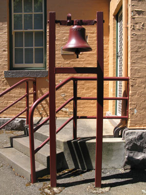 school_bell_web